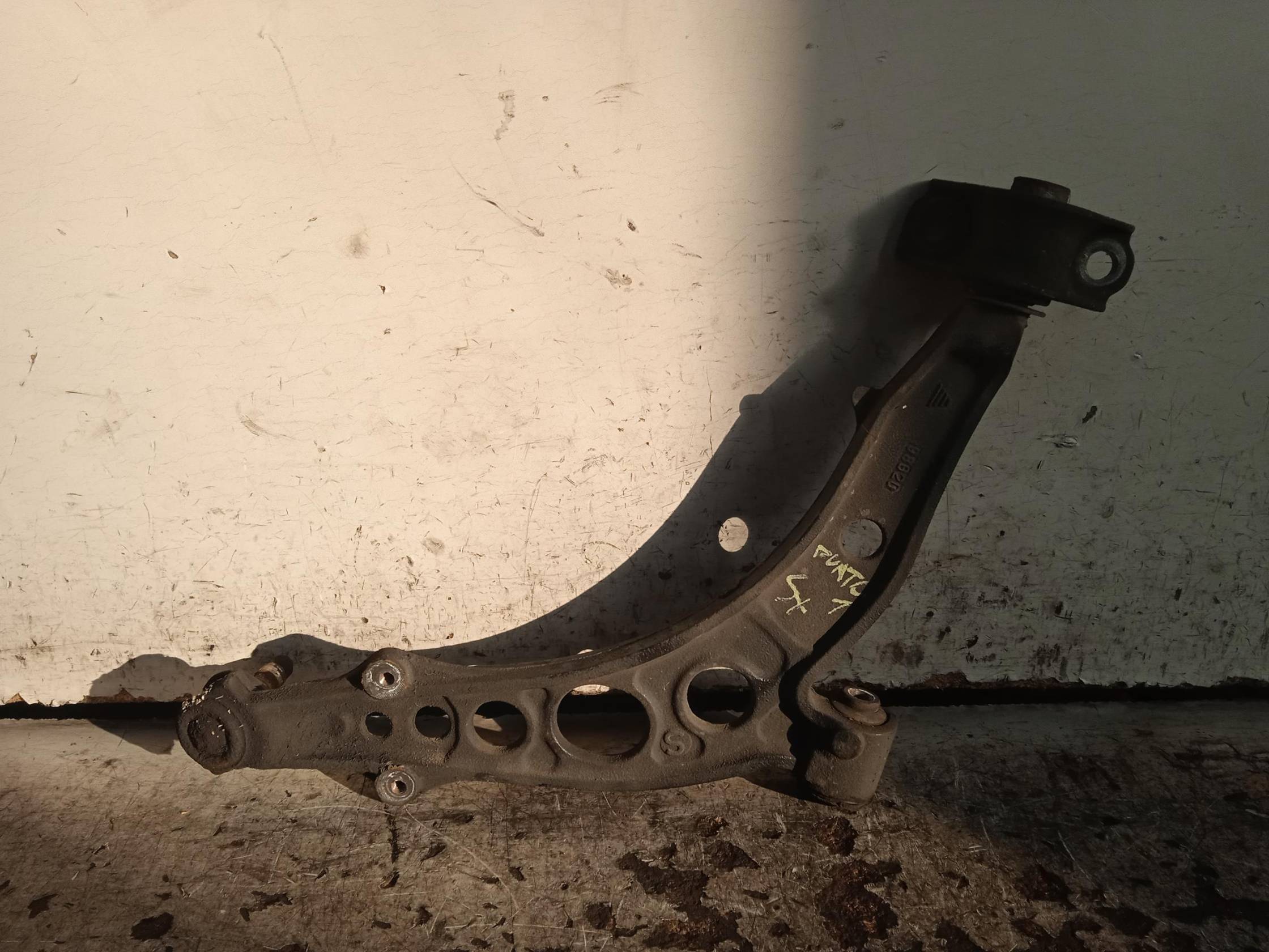 Braccio oscillante sosp. ant. sx.